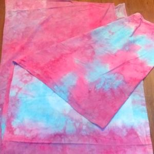 4 for $10 Baby wrap ;) wrap baby to body